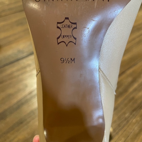 Gianni Bini Cream Leather Heeled Fashion Boots Buckle Strap Size 9.5 Side Zip - Picture 10 of 10